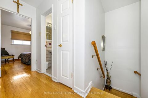 Photo 14 at 8 Sonnet Court, Rustic, Toronto