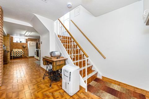 Photo 21 at 8 Sonnet Court, Rustic, Toronto