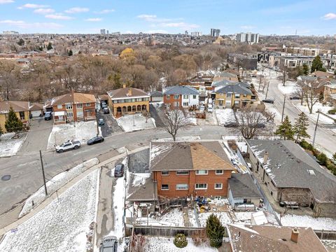 Photo 32 at 8 Sonnet Court, Rustic, Toronto