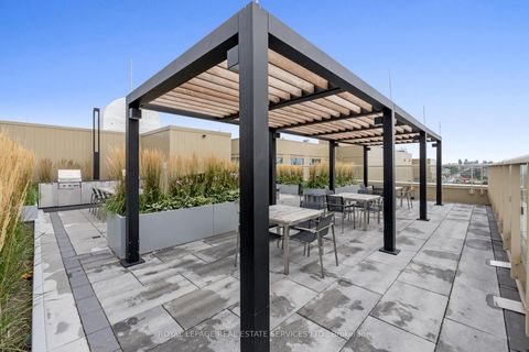 Photo 6 at 621 - 1787 St Clair Avenue W, Pellam Park, Toronto