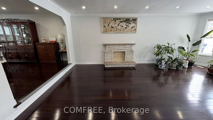 Photo 15 at 23 Janus Court, Hillcrest Village, Toronto