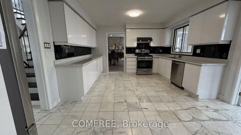 Photo 5 at 23 Janus Court, Hillcrest Village, Toronto