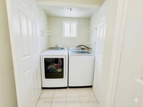 Photo 8 at 67 Livingstone Street W, Sunnidale, Barrie