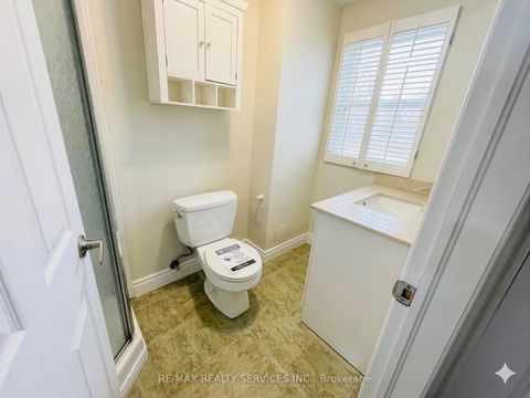 Photo 22 at 67 Livingstone Street W, Sunnidale, Barrie