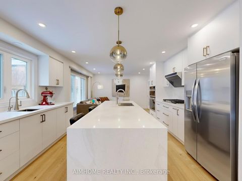 Photo 6 at 14A Kew Gardens, Doncrest, Richmond Hill