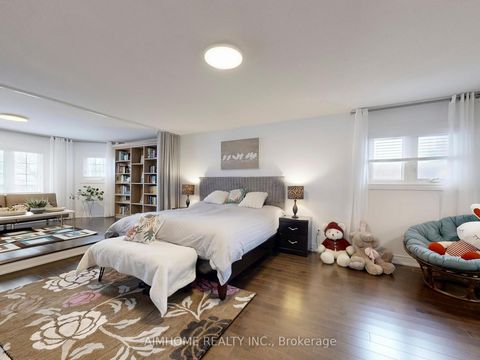 Photo 33 at 14A Kew Gardens, Doncrest, Richmond Hill