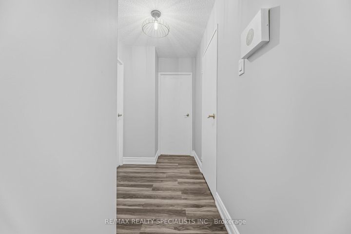 Photo 15 at 1507 - 21 KNIGHTSBRIDGE Road, Queen Street Corridor, Brampton