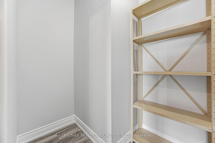 Photo 21 at 1507 - 21 KNIGHTSBRIDGE Road, Queen Street Corridor, Brampton