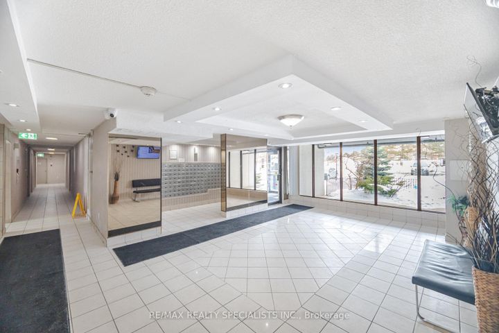 Photo 25 at 1507 - 21 KNIGHTSBRIDGE Road, Queen Street Corridor, Brampton