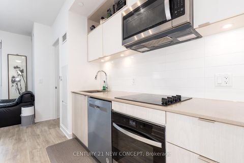 Photo 9 at 738 - 135 Lower Sherbourne Street, Moss Park, Toronto