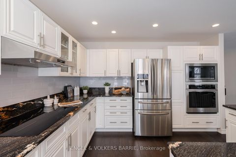 Photo 17 at 302 Livingstone Street E, Little Lake, Barrie