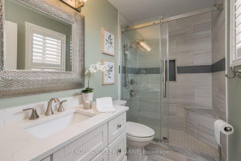 Photo 21 at 302 Livingstone Street E, Little Lake, Barrie