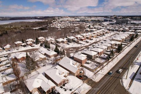 Photo 35 at 302 Livingstone Street E, Little Lake, Barrie