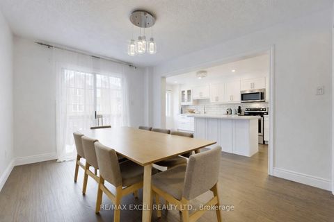 Photo 38 at 11 Royal Manor Crescent, Doncrest, Richmond Hill