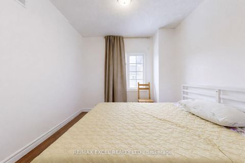 Photo 39 at 11 Royal Manor Crescent, Doncrest, Richmond Hill