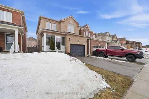 Photo 1 at 1209 Mary Lou Street, Alcona, Innisfil
