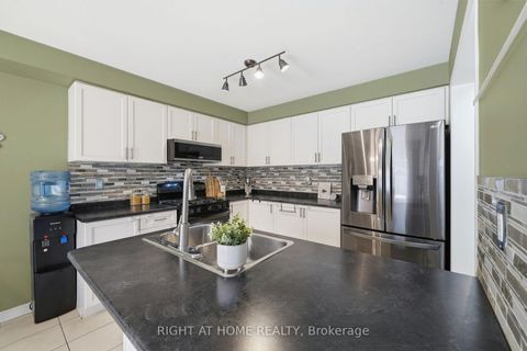 Photo 19 at 1209 Mary Lou Street, Alcona, Innisfil