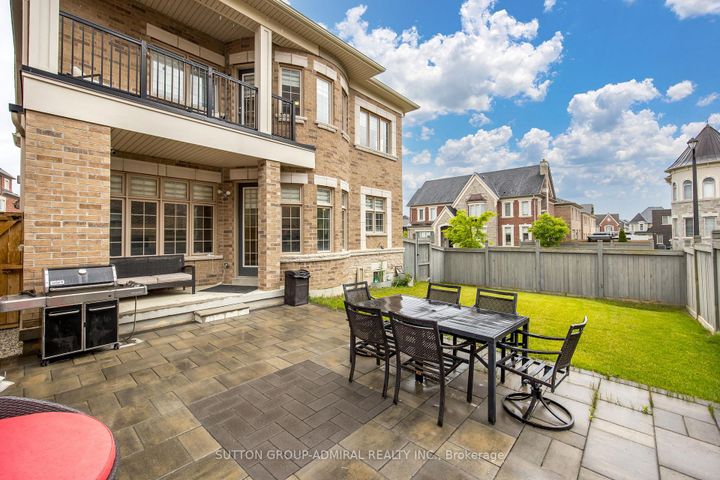 Photo 4 at 36 Hurst Avenue, Patterson, Vaughan