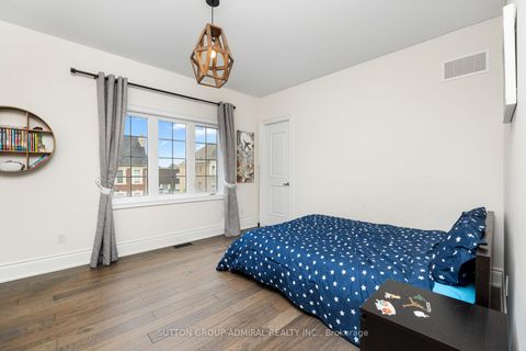 Photo 18 at 36 Hurst Avenue, Patterson, Vaughan