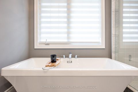 Photo 26 at 36 Hurst Avenue, Patterson, Vaughan