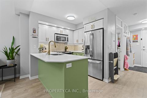 Photo 9 at 918 - 65 East Liberty Street, Niagara, Toronto