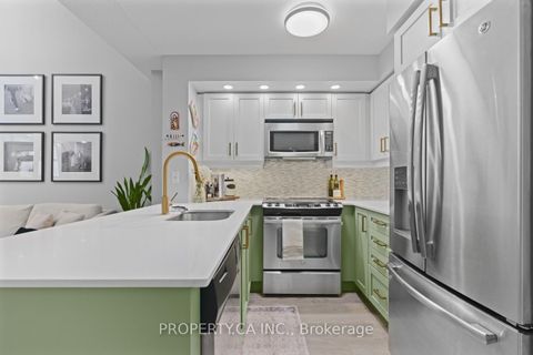 Photo 11 at 918 - 65 East Liberty Street, Niagara, Toronto