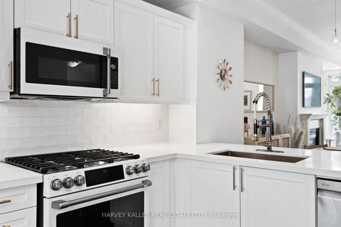 Photo 6 at 17 Peelar Mews, Mimico, Toronto