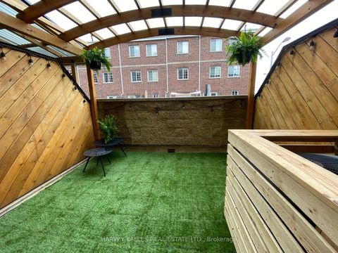 Photo 37 at 17 Peelar Mews, Mimico, Toronto