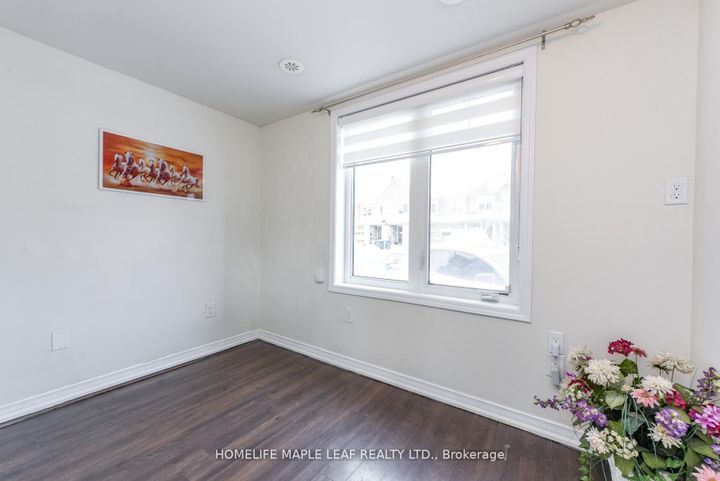 Photo 17 at 49 Golden Springs Drive, Northwest Brampton, Brampton