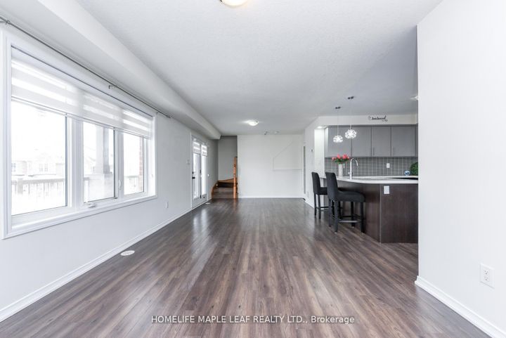 Photo 26 at 49 Golden Springs Drive, Northwest Brampton, Brampton