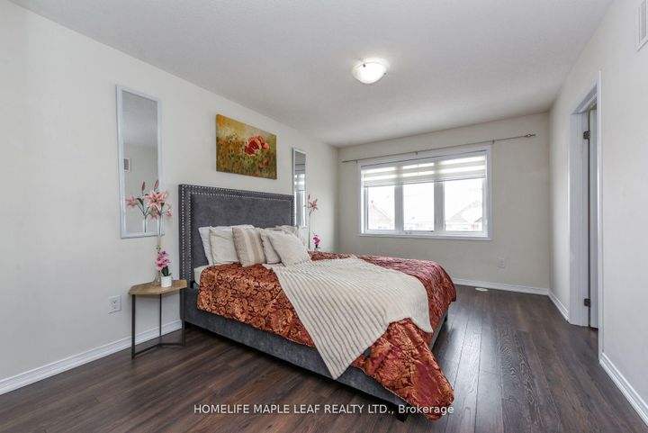 Photo 40 at 49 Golden Springs Drive, Northwest Brampton, Brampton