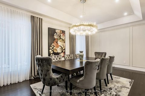 Photo 16 at 37 Cedarpoint Court, Patterson, Vaughan