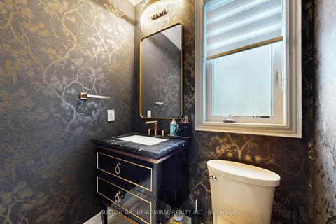 Photo 27 at 37 Cedarpoint Court, Patterson, Vaughan