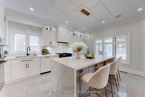 Photo 9 at 129 Golden Tulip Crescent, Cachet, Markham