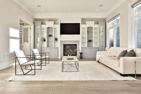 Photo 20 at 56 Sanderson Crescent, North Richvale, Richmond Hill