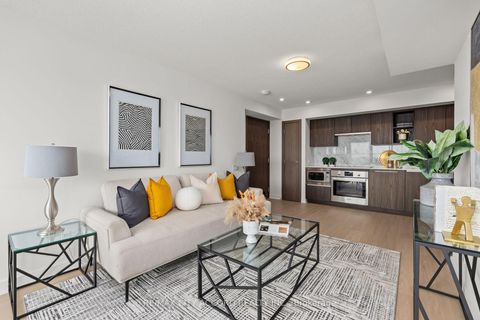 Photo 4 at 2015 - 17 Bathurst Street, Waterfront Communities C1, Toronto