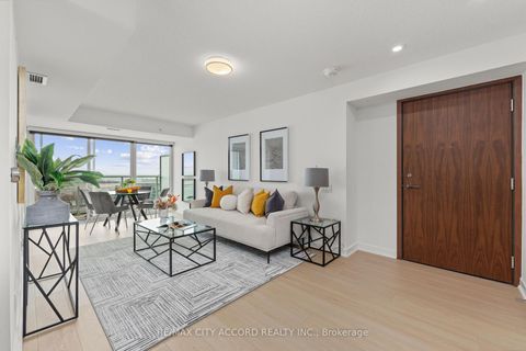 Photo 5 at 2015 - 17 Bathurst Street, Waterfront Communities C1, Toronto