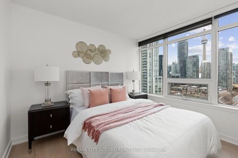 Photo 17 at 2015 - 17 Bathurst Street, Waterfront Communities C1, Toronto