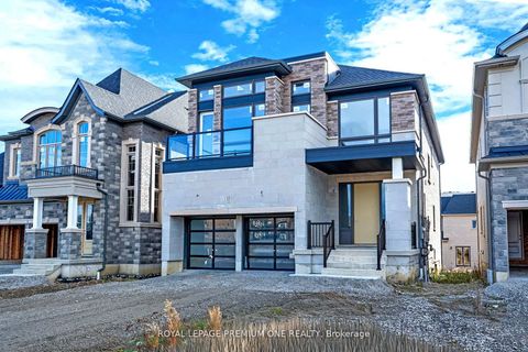 Photo 1 at 15 Antonietta Crescent, Vellore Village, Vaughan