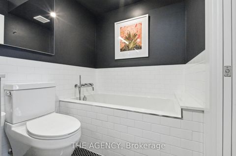 Photo 22 at 26 - 208 Niagara Street, Niagara, Toronto