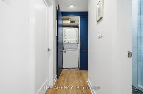 Photo 25 at 26 - 208 Niagara Street, Niagara, Toronto