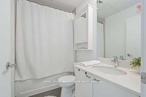 Photo 8 at 510 - 51 East Liberty Street, Niagara, Toronto