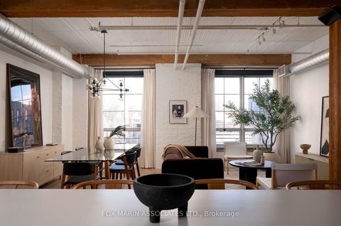 Photo 2 at 302 - 781 King Street W, Niagara, Toronto