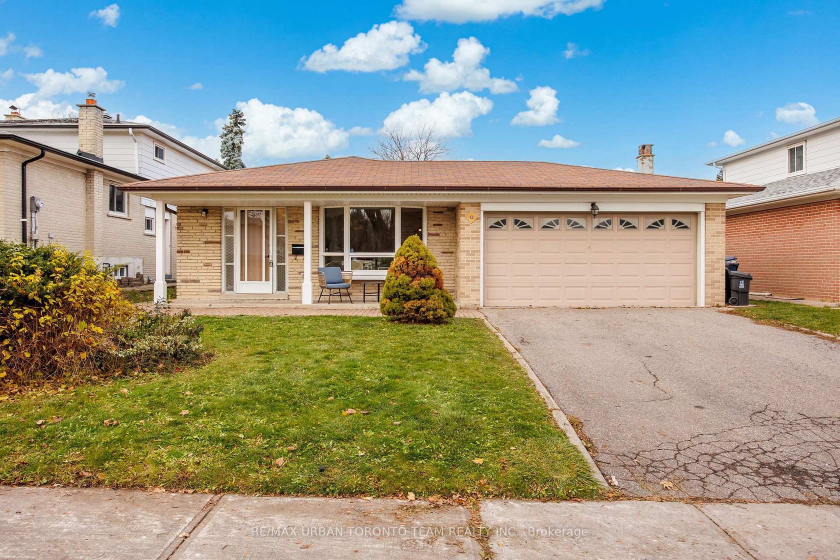 12 Wardencourt Drive, Sullivan, Toronto 