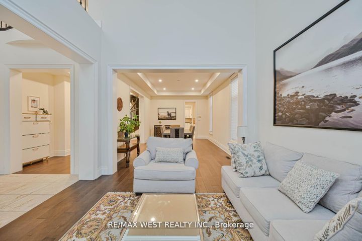 Photo 3 at 293 Torrey Pines Road, Kleinburg, Vaughan