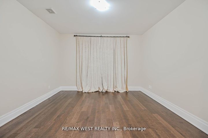 Photo 20 at 293 Torrey Pines Road, Kleinburg, Vaughan