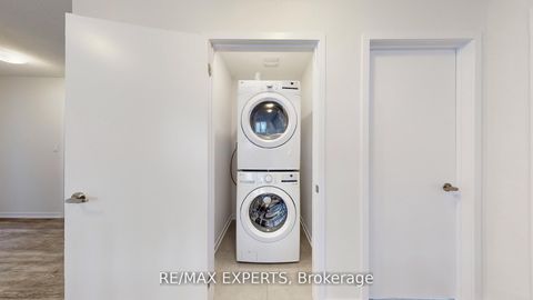 Photo 16 at 2004 Horace Duncan Crescent, Kedron, Oshawa