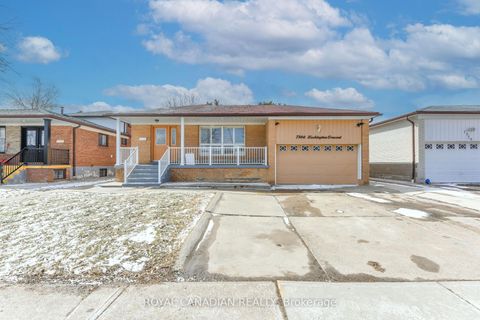 Photo 0 at 7566 Lockington Crescent, Malton, Mississauga
