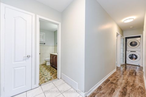 Photo 21 at 7566 Lockington Crescent, Malton, Mississauga