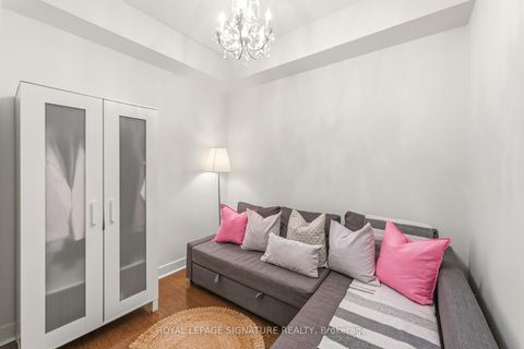 Photo 3 at 712 - 438 King Street W, Waterfront Communities C1, Toronto
